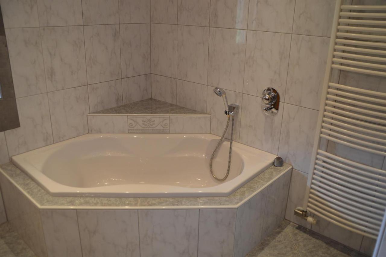 Ankirchen Apartments 티어제 외부 사진